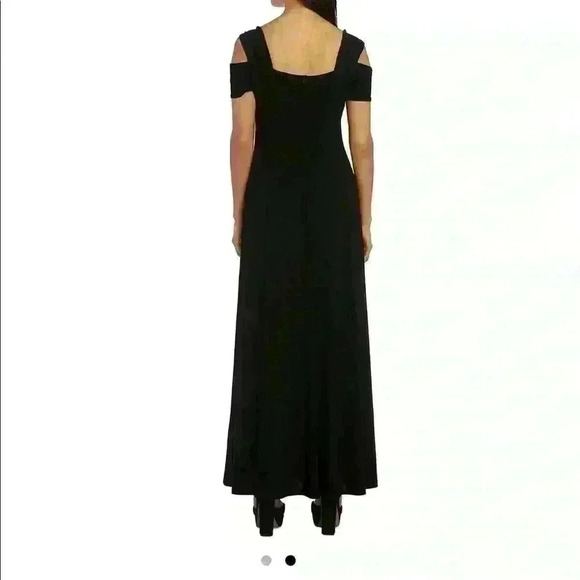R&M cold shoulder dress. Brand new with tags. - Picture 2 of 7